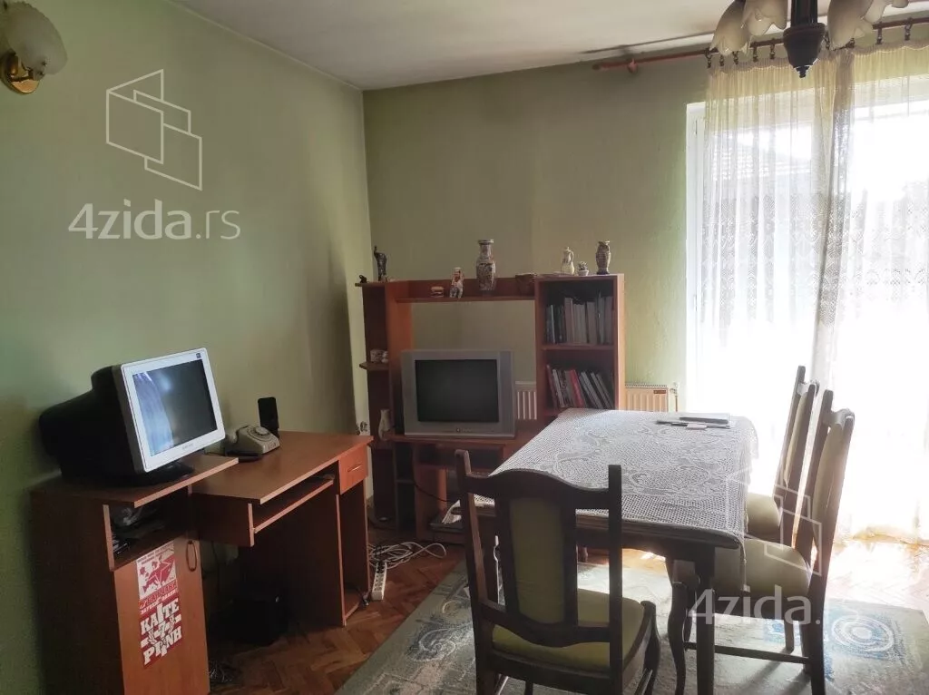 3-etažna kuća | 4zida