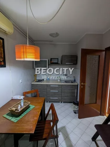 Braće Ribnikar | 4zida.rs