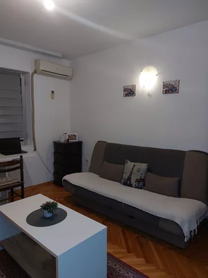 Todora Milovanovića 24 | 4zida.rs