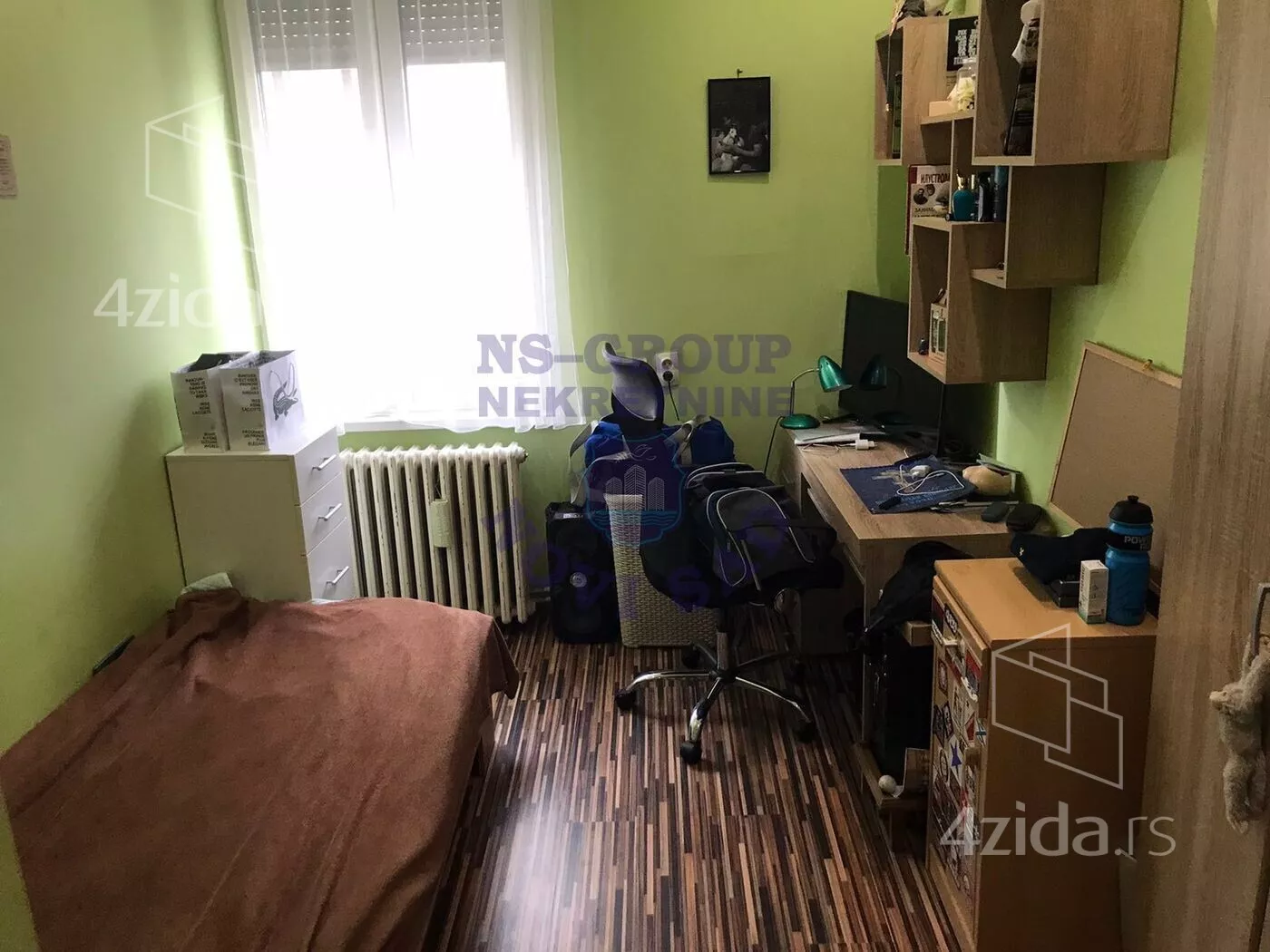 Četvoroiposoban stan | 4zida