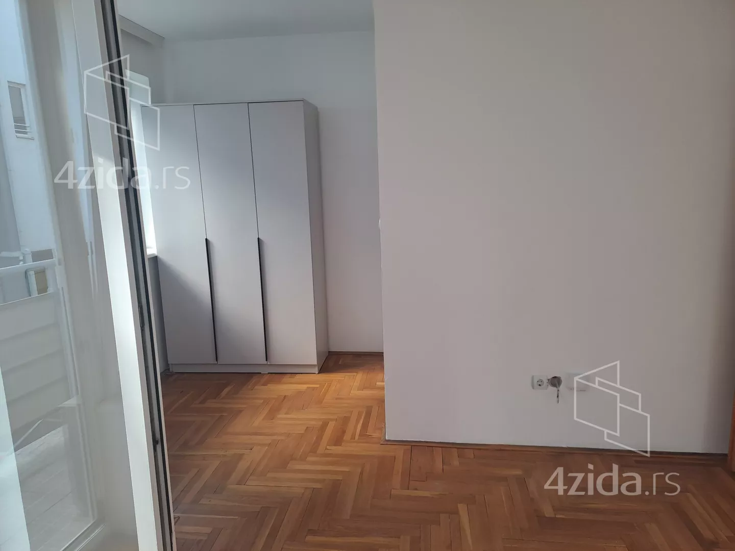 Garsonjera | 4zida
