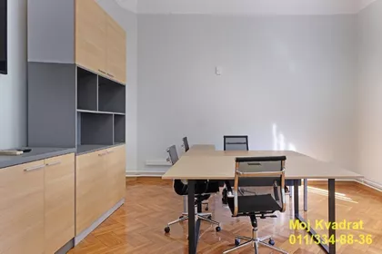 Cara Uroša | 4zida.rs