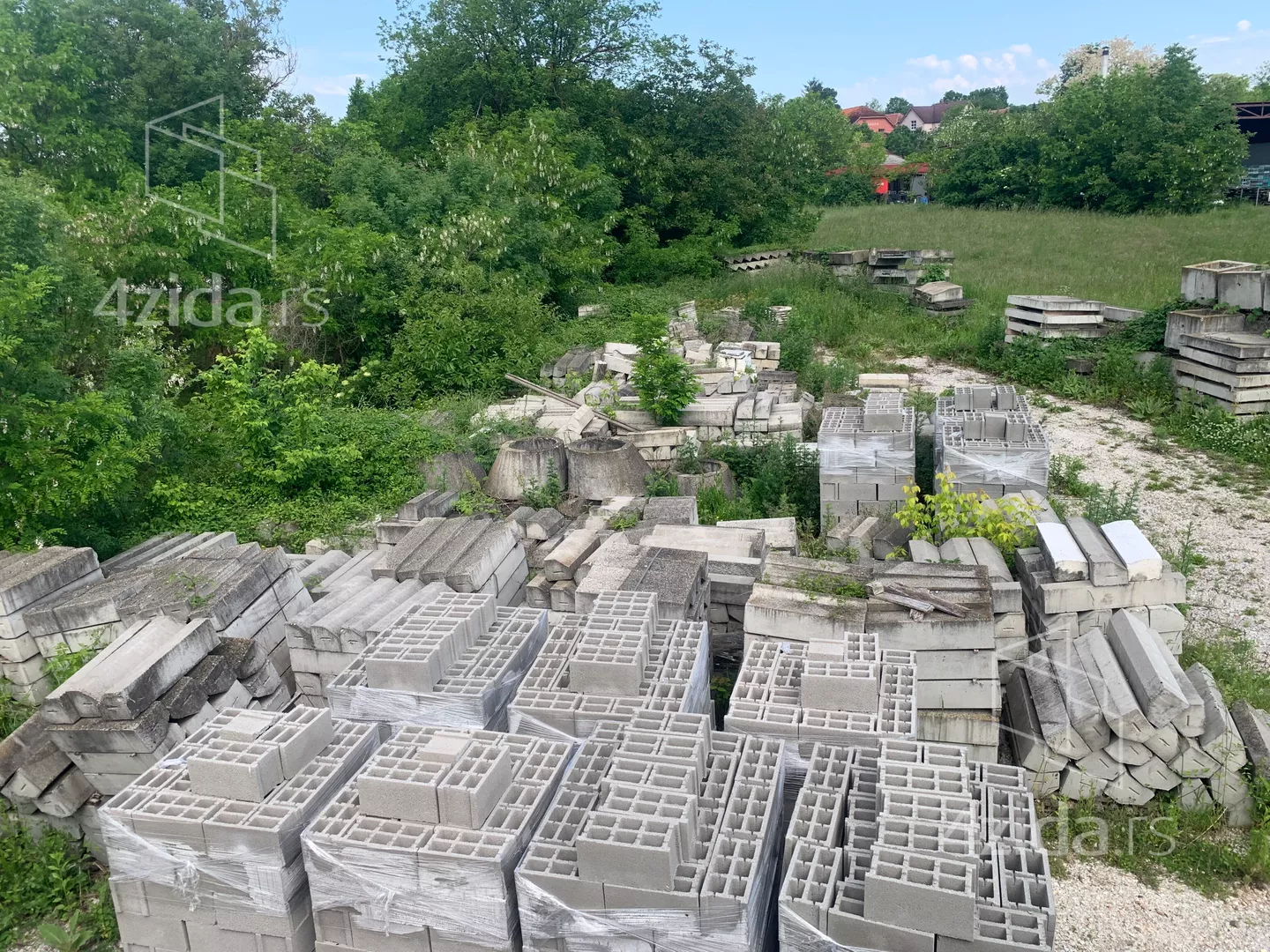 Poslovna zgrada | 4zida
