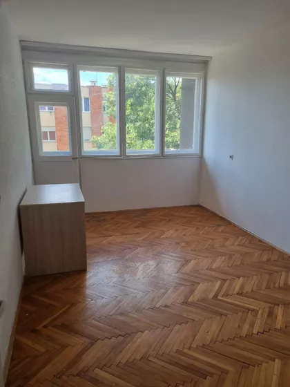 Nikole Kopernika 65 | 4zida.rs