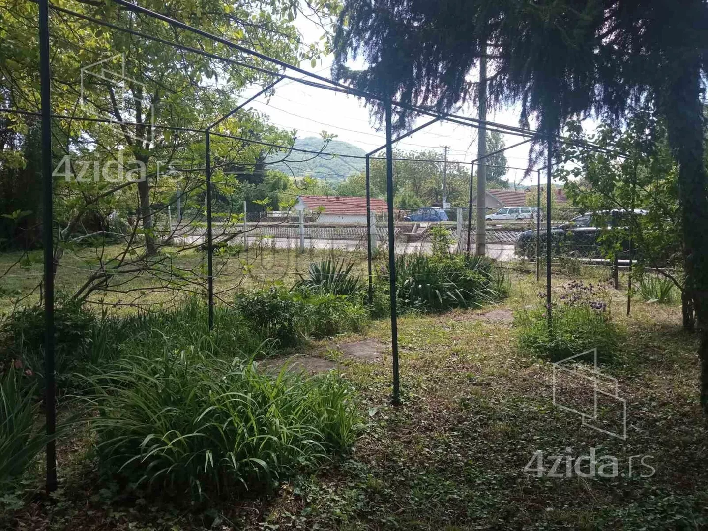 Građevinsko zemljište | 4zida