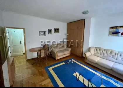 Marka Oreskovica | 4zida.rs