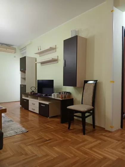 Bulevar Patrijarha Pavla (Somborski Bulevar) | 4zida.rs