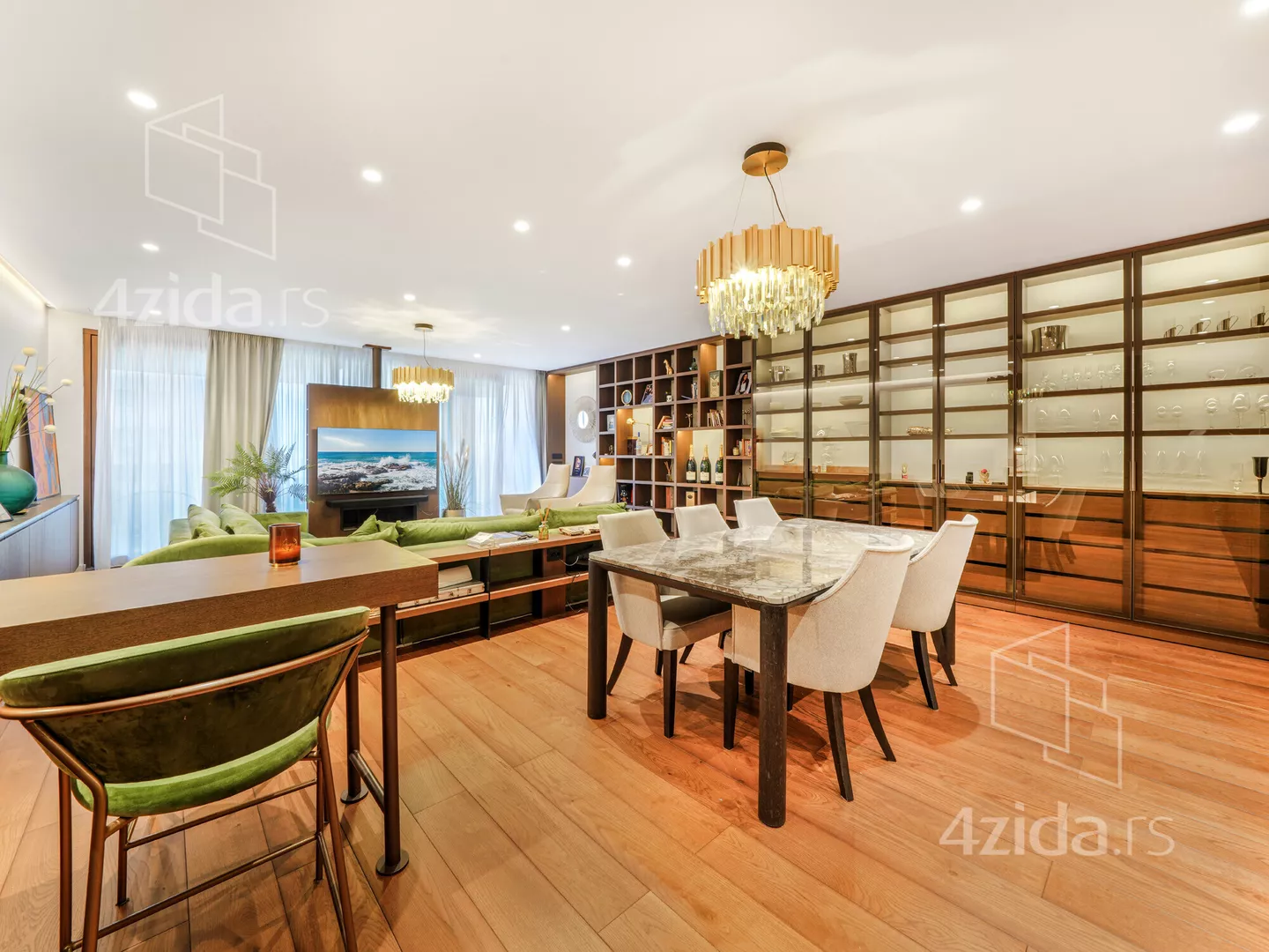 Četvorosoban stan | 4zida