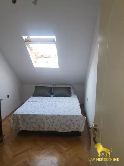 GOGOLJEVA | 4zida.rs