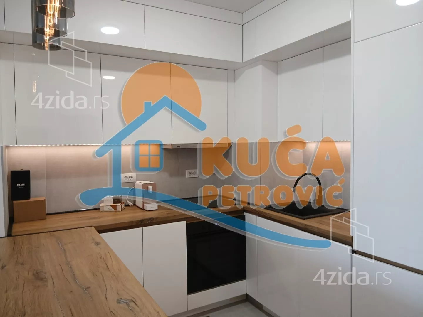 Garsonjera | 4zida