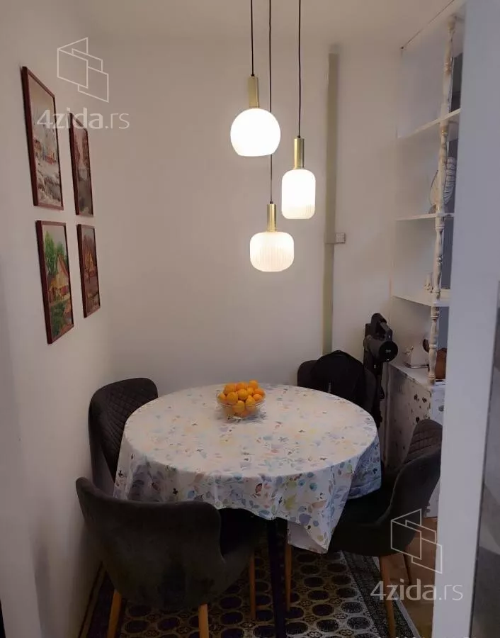 Troiposoban stan | 4zida