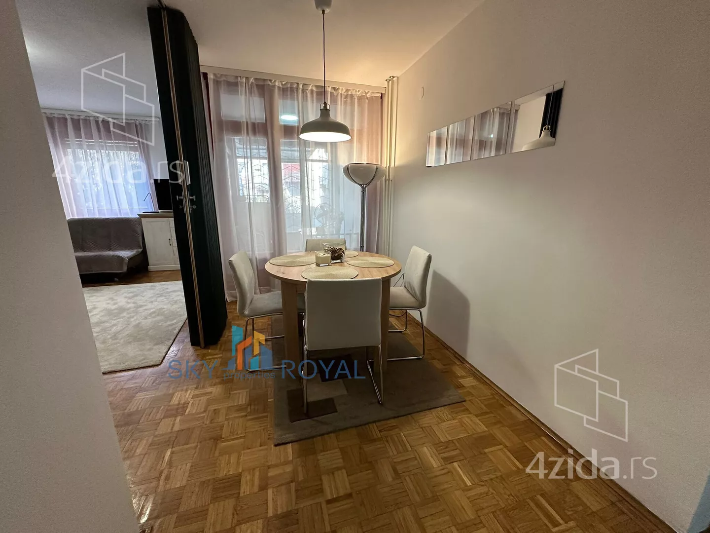 Jednoiposoban stan | 4zida