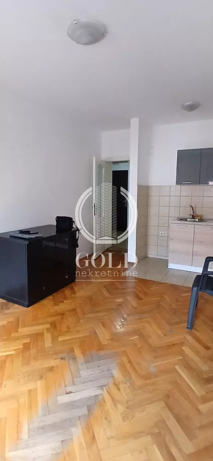 Hadži Ruvimova | 4zida.rs