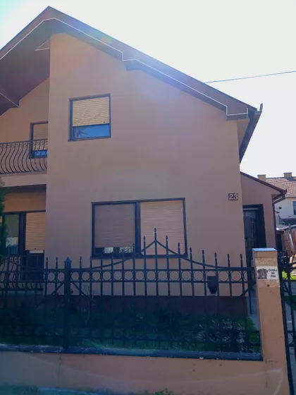 Sutjeska 23 | 4zida.rs