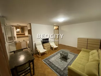 Pere Segedinca | 4zida.rs