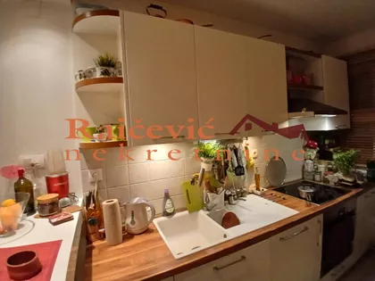 Klare Cetkin | 4zida.rs