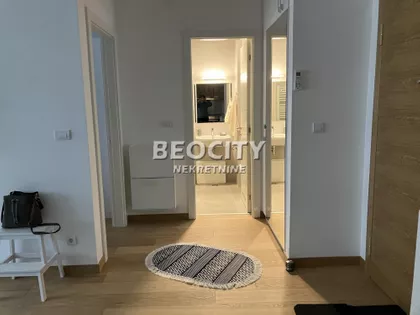 Tadije Sondermajera | 4zida.rs