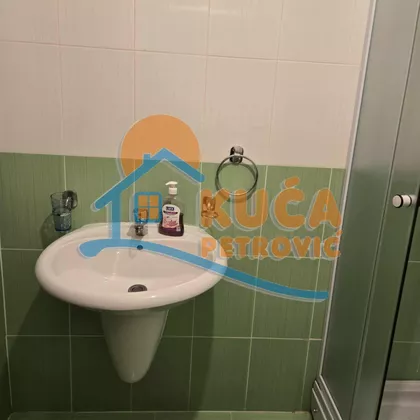 Dr Petra Vučinića | 4zida.rs