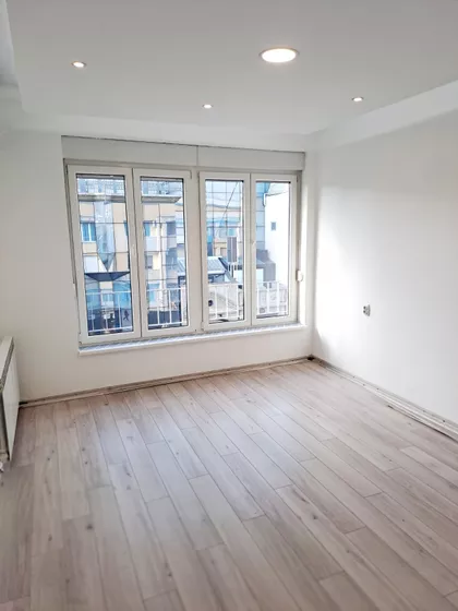 Obrenovićeva 11 | 4zida.rs