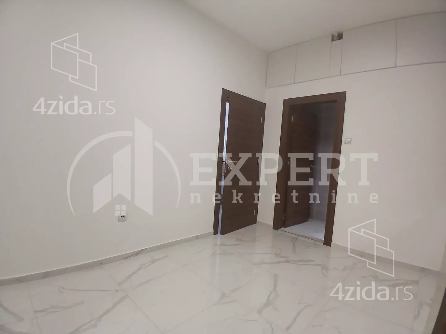 Lokal | 4zida