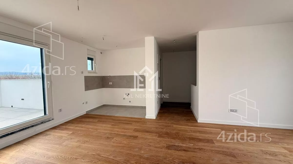 Petosoban stan | 4zida