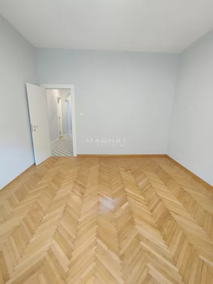 Gospodar Jevremova | 4zida.rs