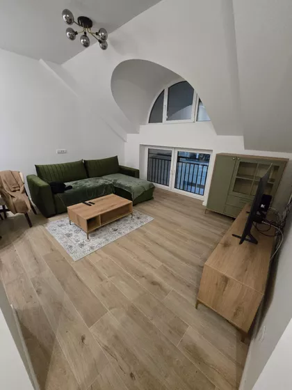 Nemanjina 18 | 4zida.rs