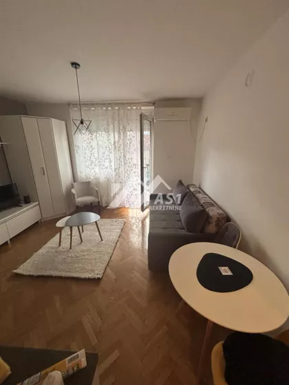 Kolo srpskih sestara | 4zida.rs