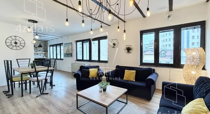 Petoiposoban stan | 4zida