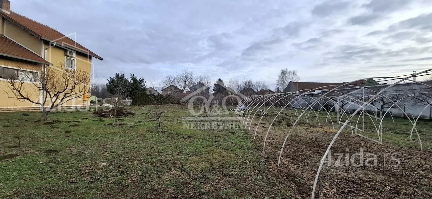 Poslovna zgrada | 4zida