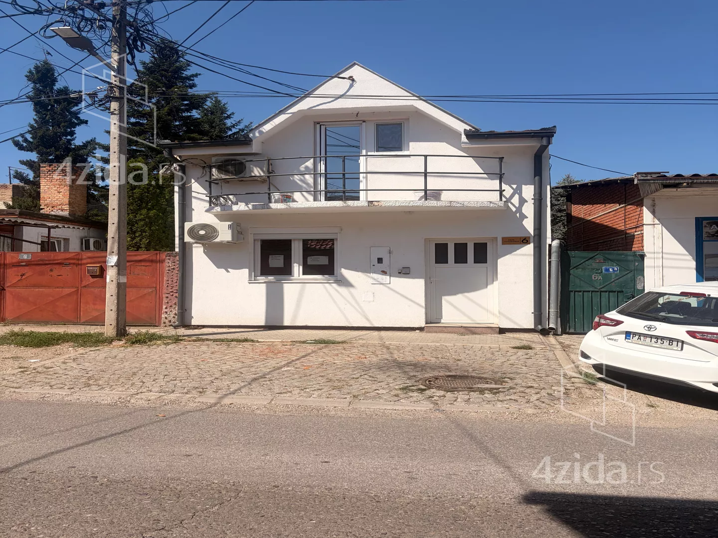 Poslovni prostor | 4zida