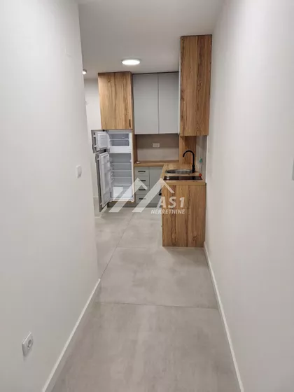 Cetinjska | 4zida.rs