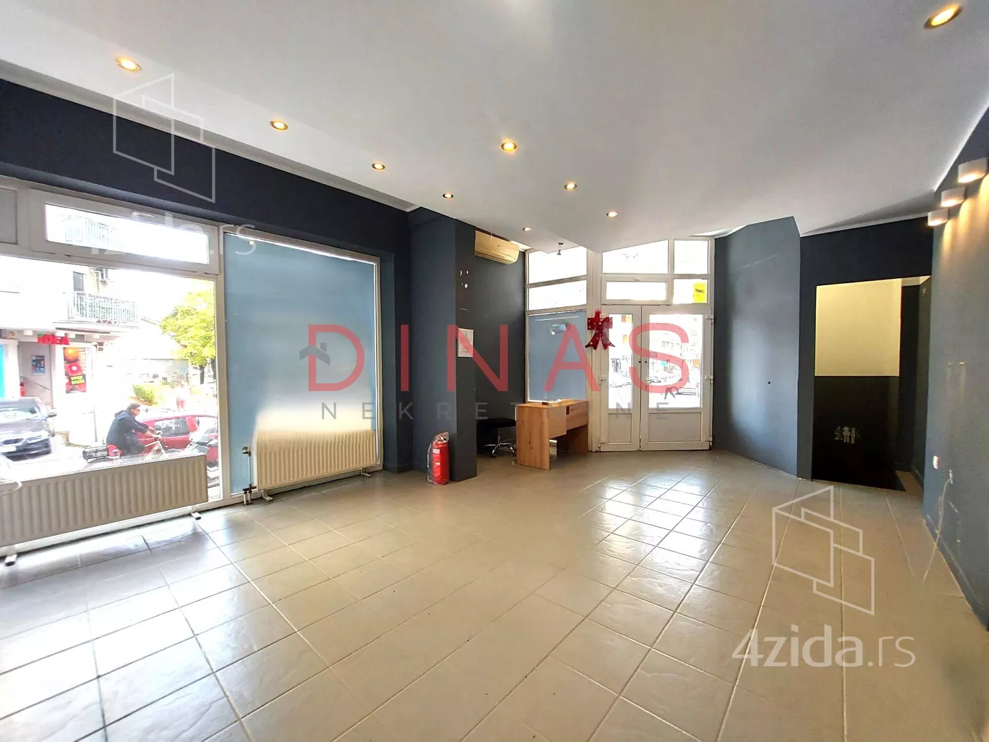 Poslovni prostor | 4zida