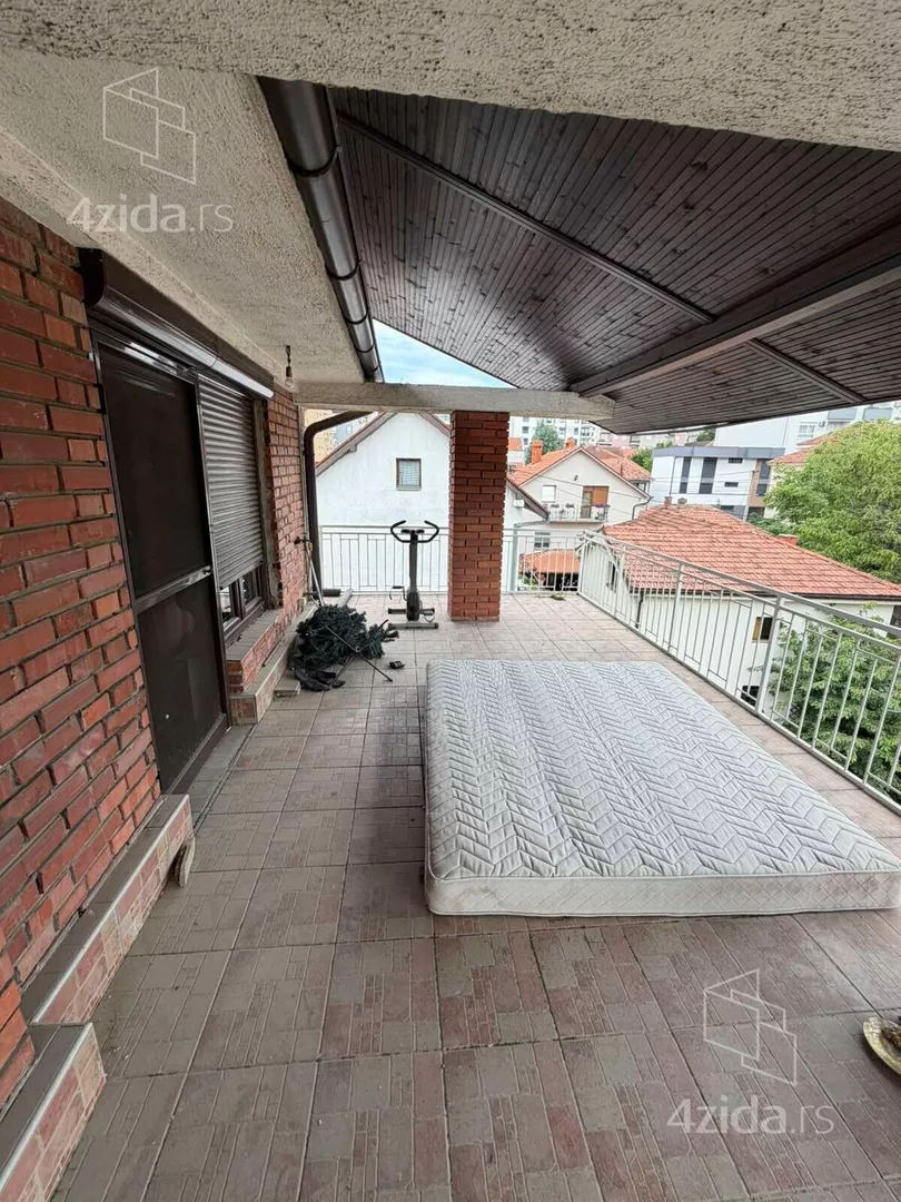 3-etažna kuća | 4zida