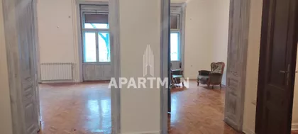 Francuska | 4zida.rs