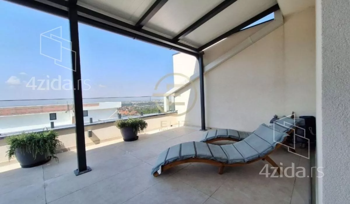 Petosoban stan | 4zida