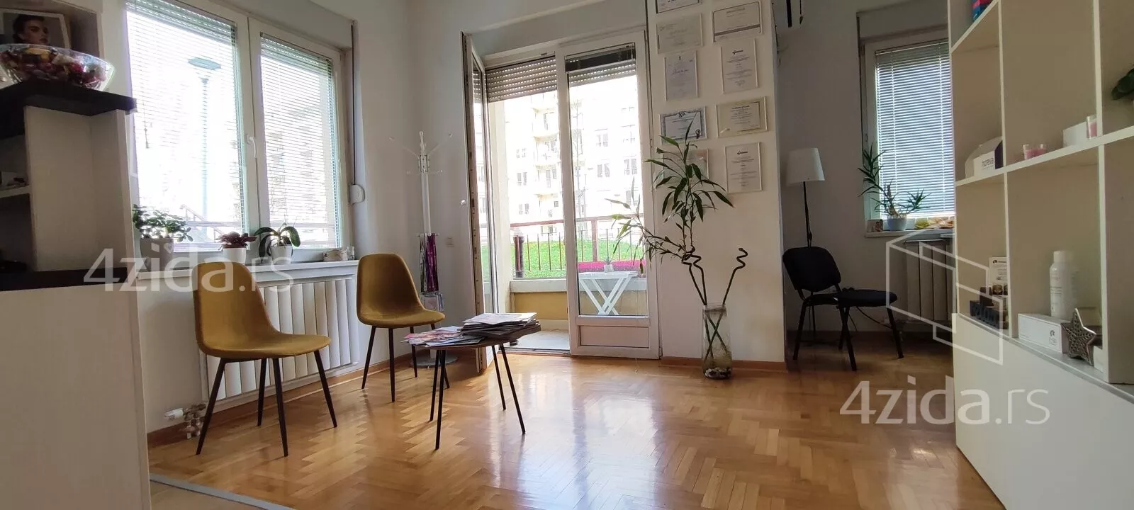 Jednoiposoban stan | 4zida