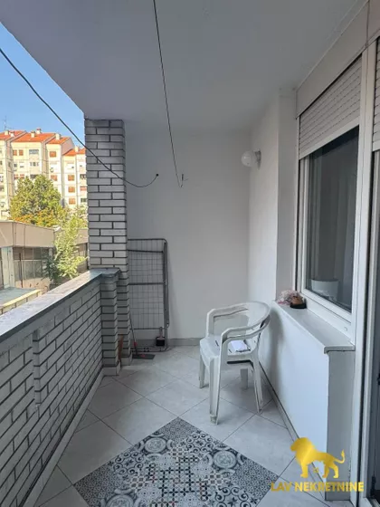 RUMENAČKA | 4zida.rs