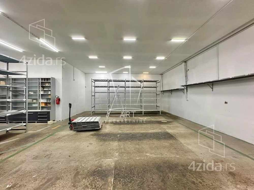 Hala | 4zida