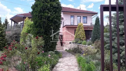 Vuka Karadžića | 4zida.rs