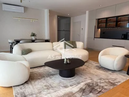 Vukov Spomenik | 4zida.rs