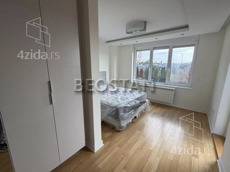 4-etažna kuća | 4zida