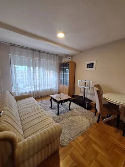 Kosovska | 4zida.rs