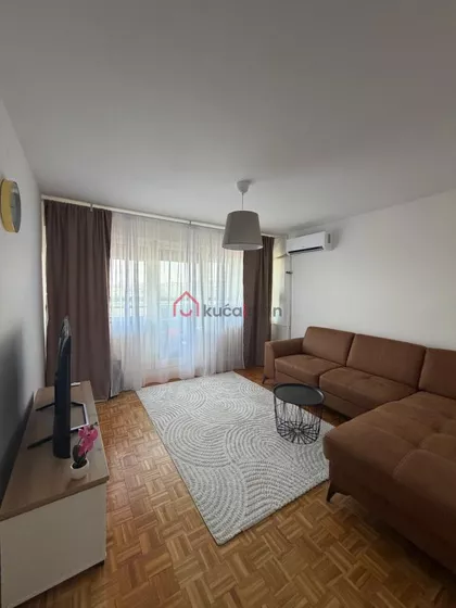 Bulevar despota Stefana | 4zida.rs