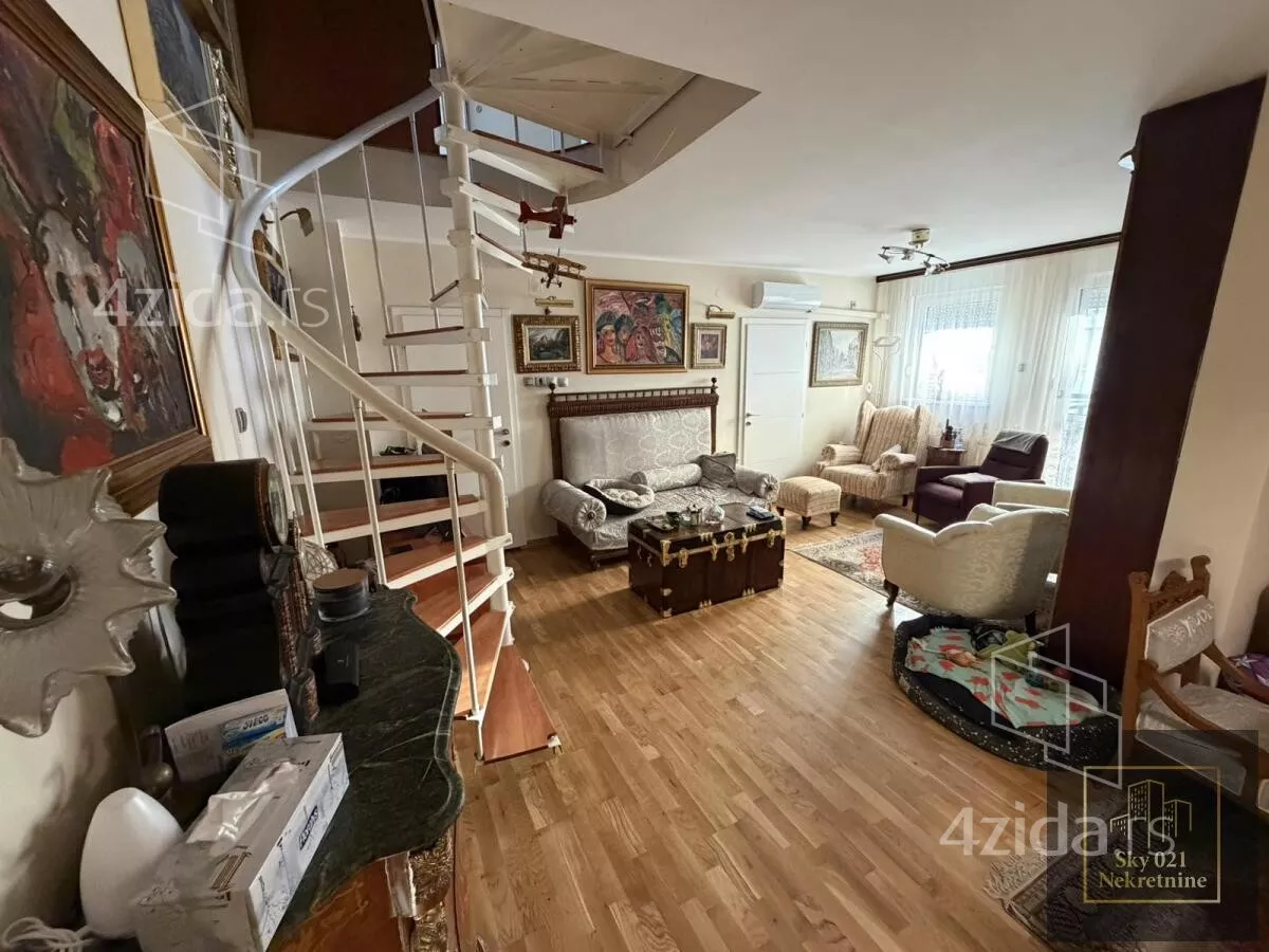 Četvoroiposoban stan | 4zida