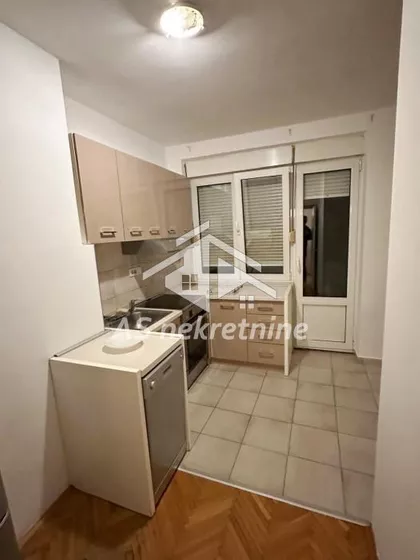 Južni Bulevar | 4zida.rs