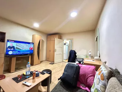 Karađorđeva | 4zida.rs