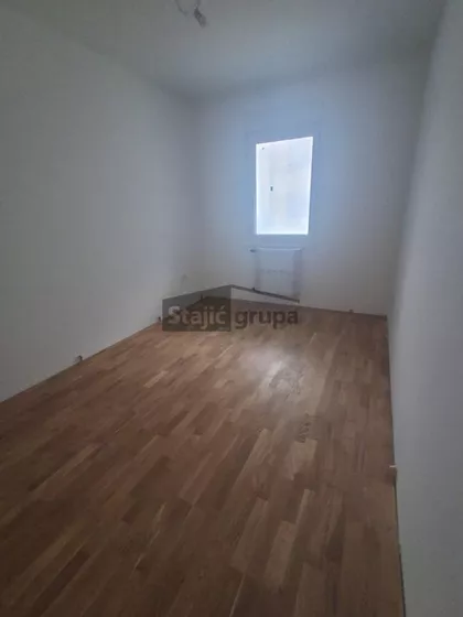 Cara Dušana | 4zida.rs