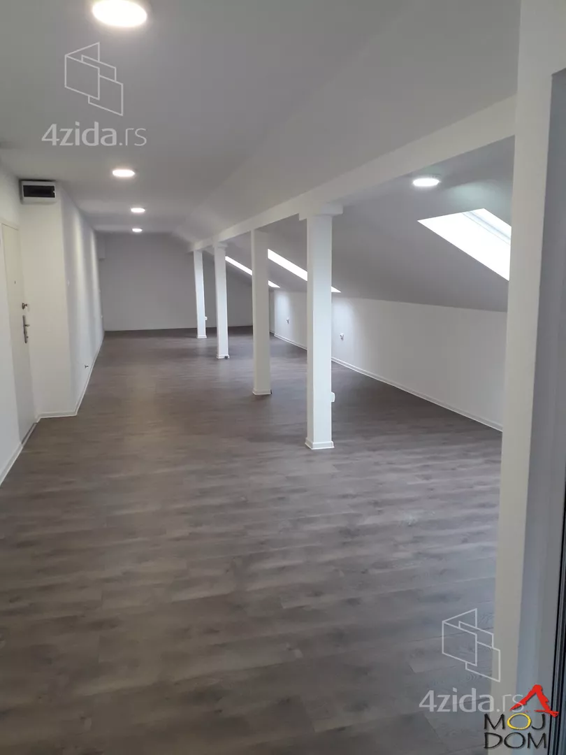 Poslovni prostor | 4zida