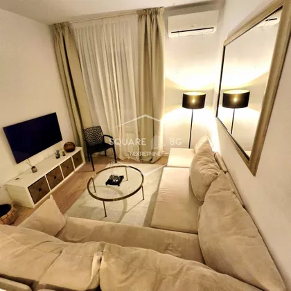 Gvozdićeva | 4zida.rs